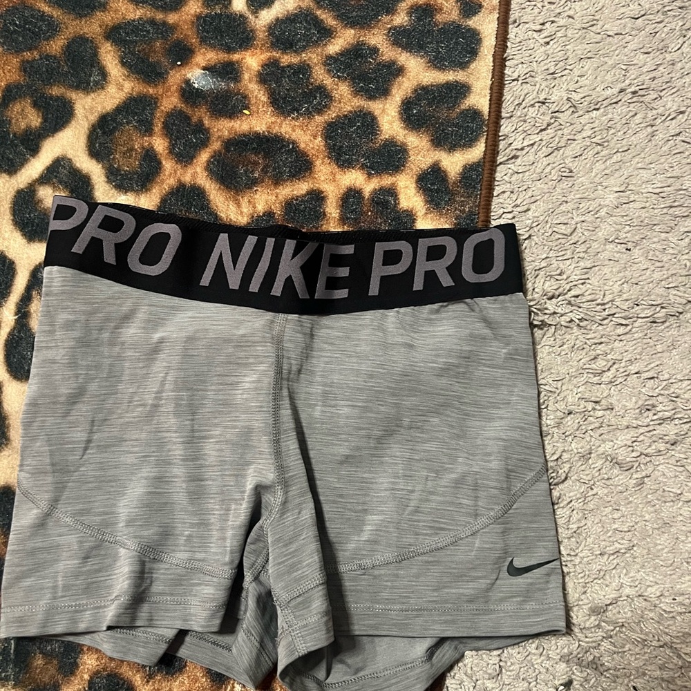 Nike Dri-FIT Light Gray Shorts